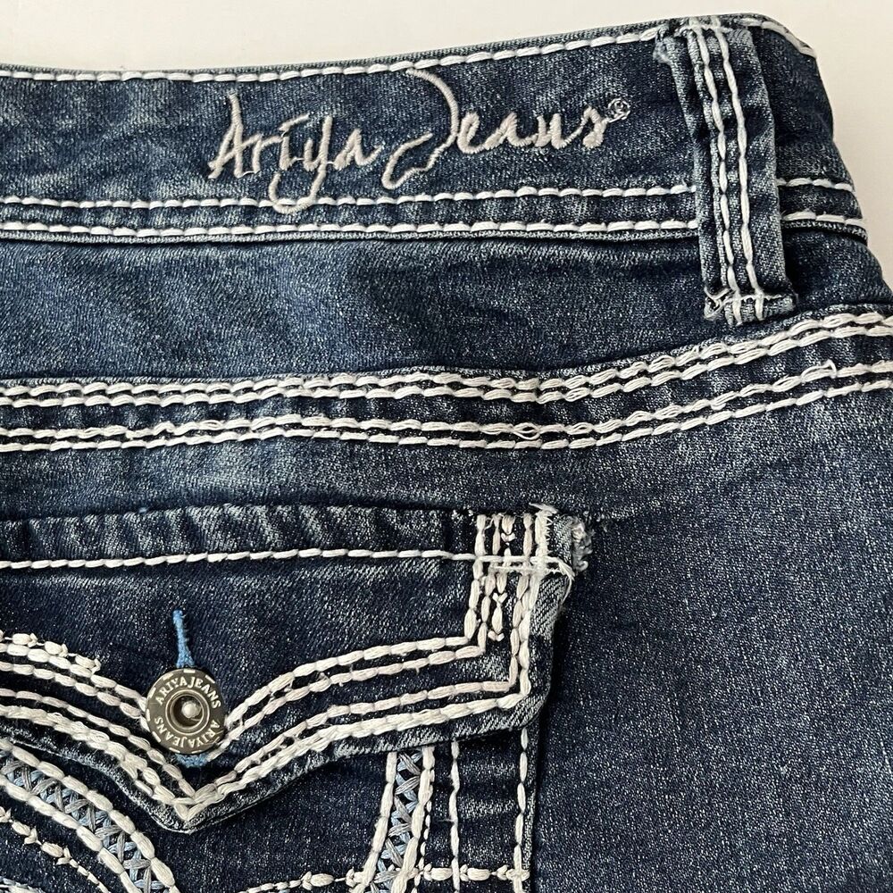 Ariya Jeans 13/14 Low Rise Bootcut Embroidered Denim Y2K Grunge Distressed - Picture 9 of 16